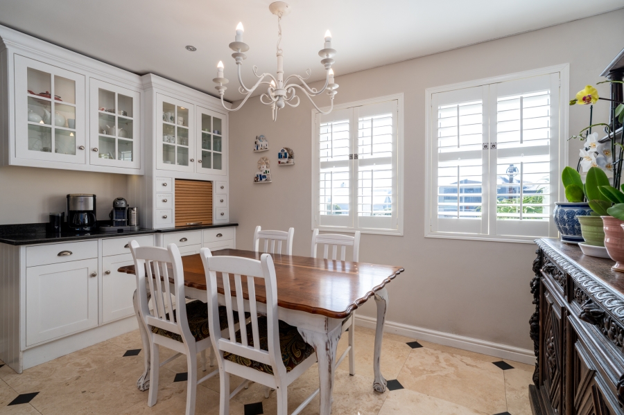 4 Bedroom Property for Sale in Kommetjie Western Cape